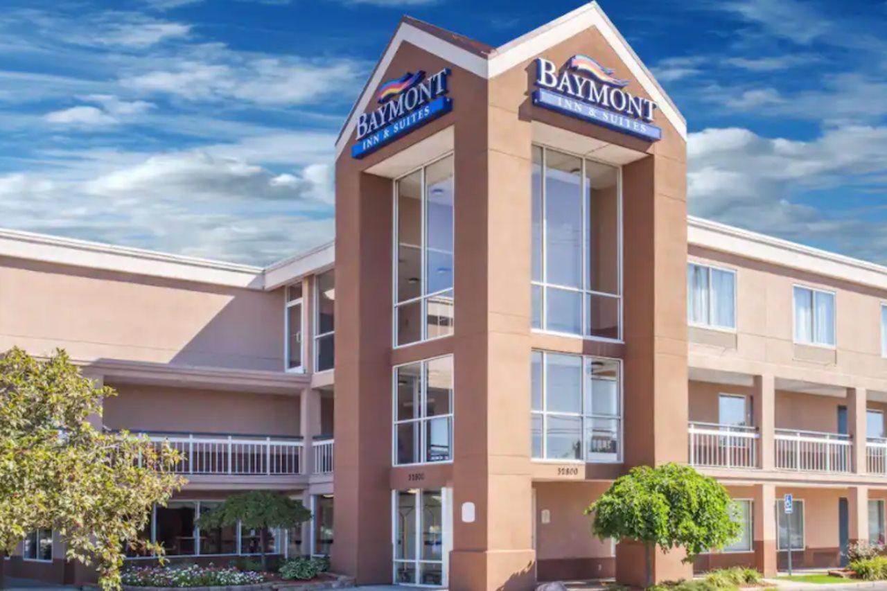 Hotel Baymont By Wyndham Madison Heights Detroit Area Esterno foto