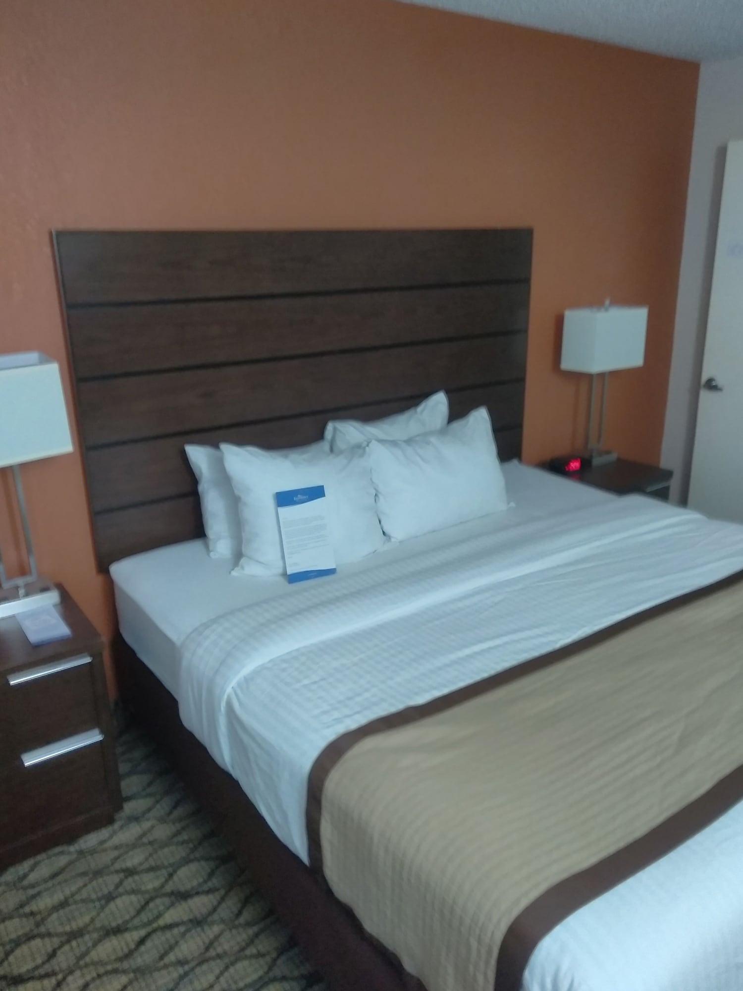 Hotel Baymont By Wyndham Madison Heights Detroit Area Esterno foto
