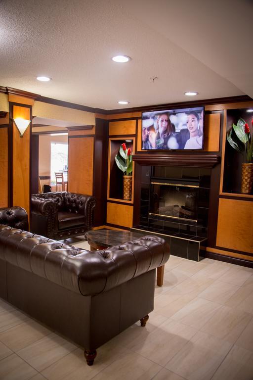 Hotel Baymont By Wyndham Madison Heights Detroit Area Esterno foto