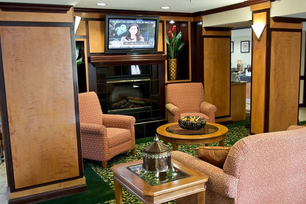 Hotel Baymont By Wyndham Madison Heights Detroit Area Esterno foto
