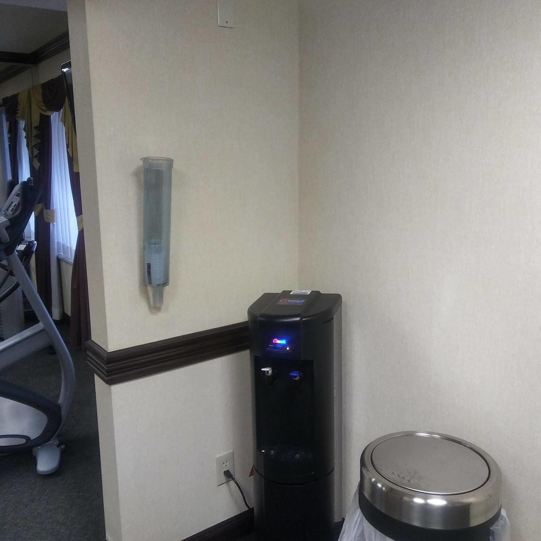 Hotel Baymont By Wyndham Madison Heights Detroit Area Esterno foto